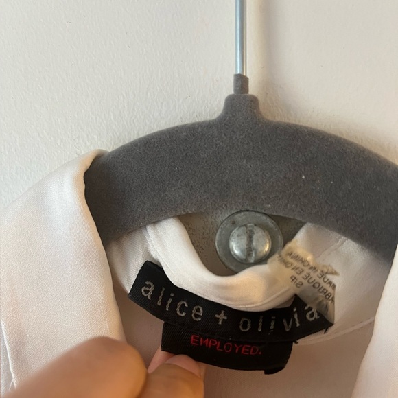 Alice & Olivia SILK Button-down White Blouse - Picture 2 of 9